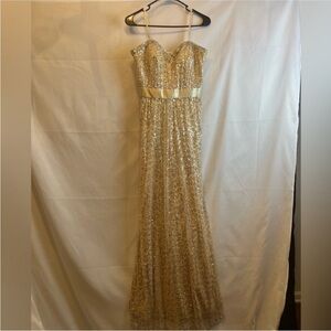 Lafemme gold sequined gown